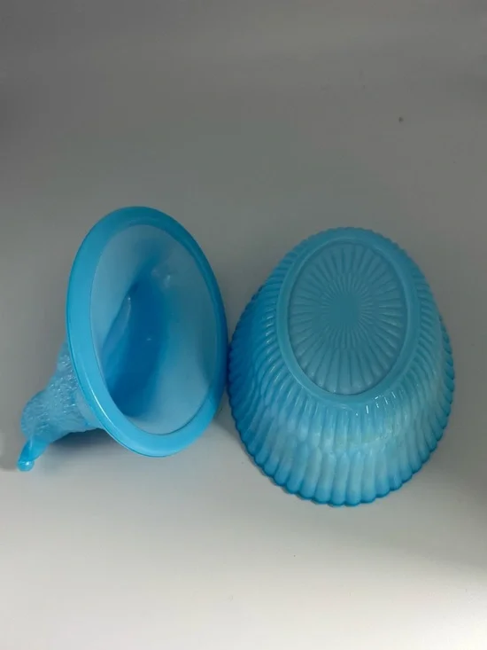 Vintage Bird on Nest Light Blue Milk Glass by Summit - Picture 5 of 7